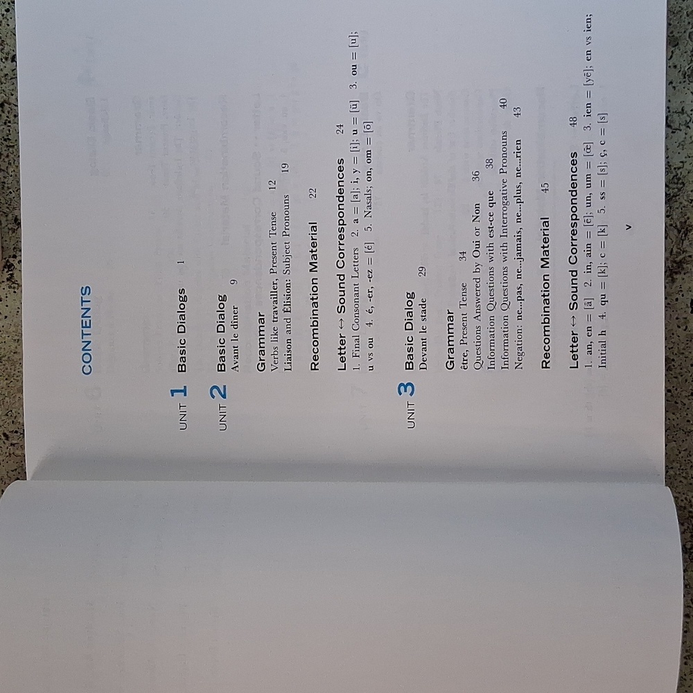 A-LM French Level One Vintage TextBook Exercise Book - Picture 6 of 13